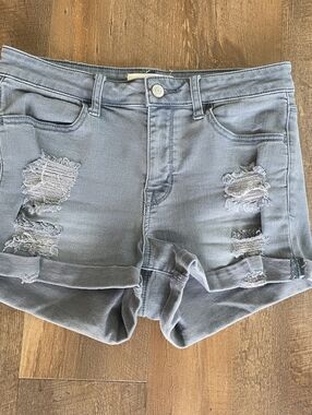 Pacsun Distressed Grey Denim Roll-Hem Super Stretch Shortie Size 27